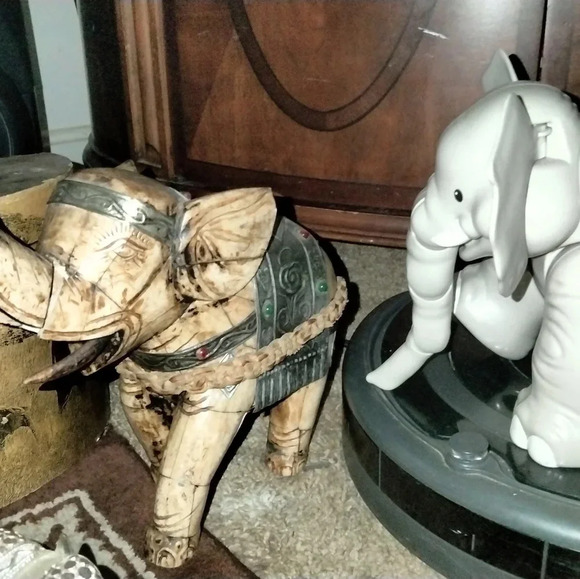 23 piece lot elephant collection - Picture 10 of 11